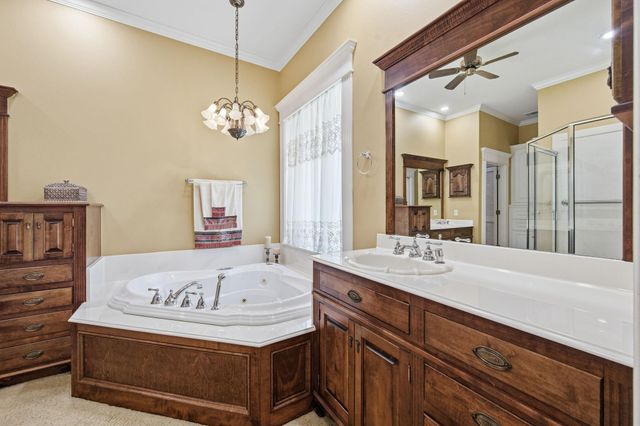 510 Cherry Hills Drive, Huntsville, TX 77340