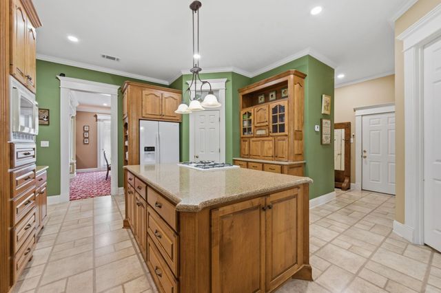 510 Cherry Hills Drive, Huntsville, TX 77340