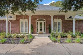 510 Cherry Hills Drive, Huntsville, TX 77340