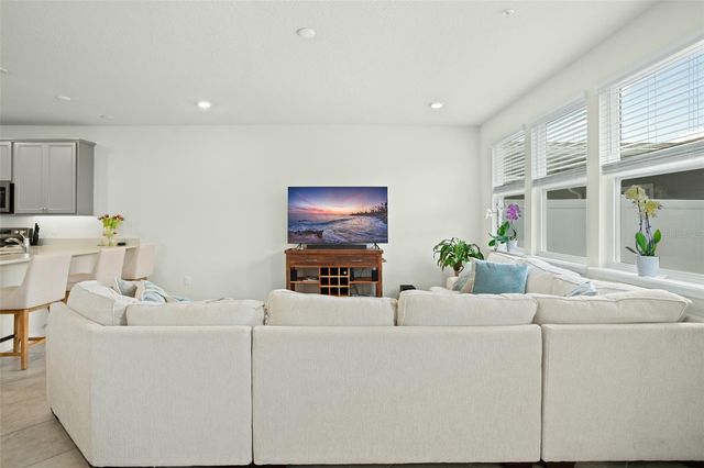 10449 FOLLY BEACH ROAD, Orlando, FL 32827