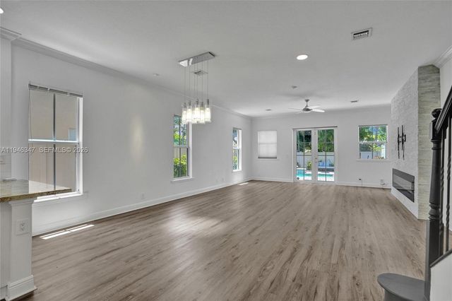 1115 NE 14th Ave, Fort Lauderdale, FL 33304