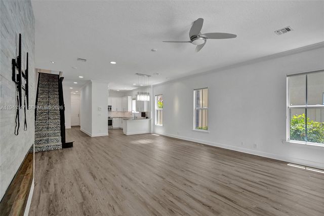 1115 NE 14th Ave, Fort Lauderdale, FL 33304