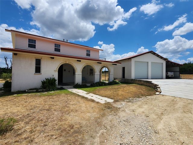 500 Spring Creek RD, Florence, TX 76527