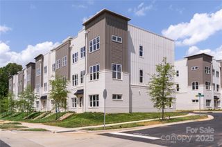 4012 Arvida Lane 16, Charlotte, NC 28208