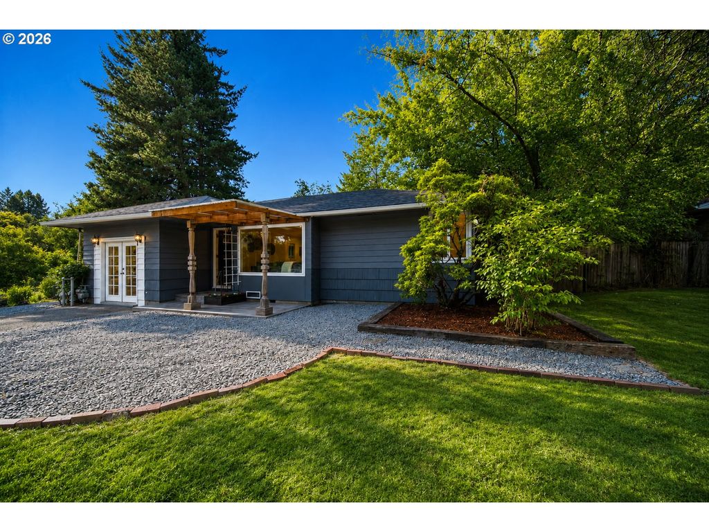 4239 Sw GARDEN HOME Rd, Portland, OR 97219