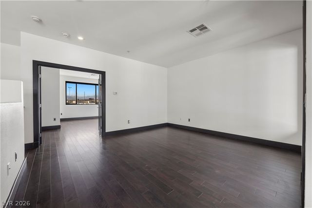 4565 Dean Martin Drive 102, Las Vegas, NV 89103