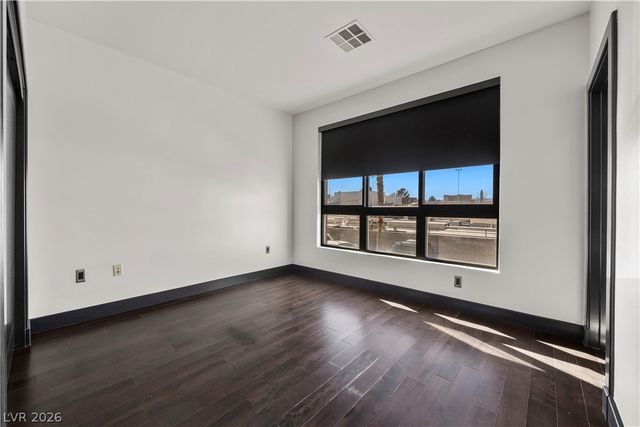 4565 Dean Martin Drive 102, Las Vegas, NV 89103