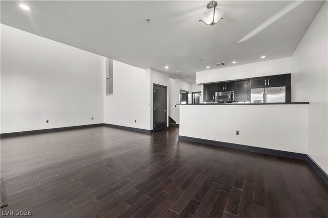 4565 Dean Martin Drive 102, Las Vegas, NV 89103