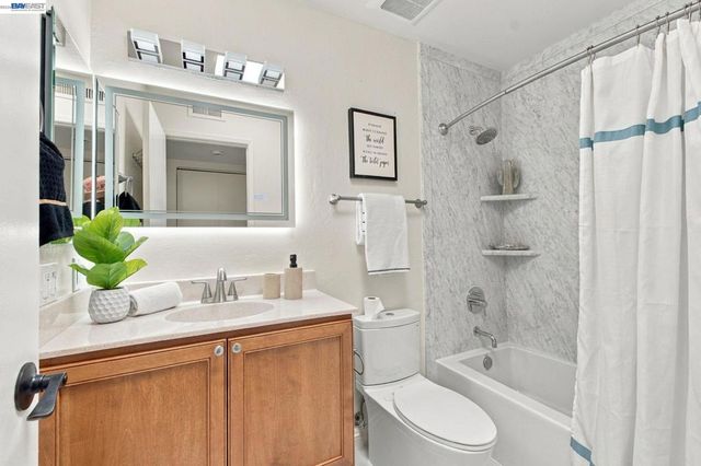 3817 Dryden Rd, Fremont, CA 94555