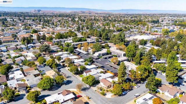 3817 Dryden Rd, Fremont, CA 94555