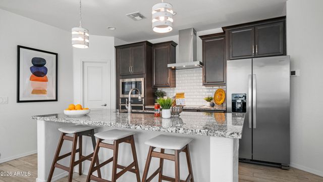 1686 E CHELSEA Lane, Gilbert, AZ 85295