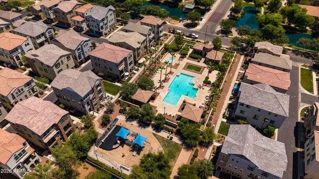 1686 E CHELSEA Lane, Gilbert, AZ 85295