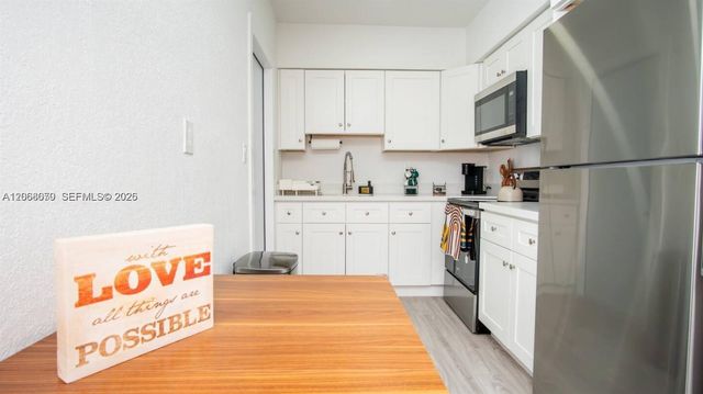 7815 NW 5th Court 2, Miami, FL 33150
