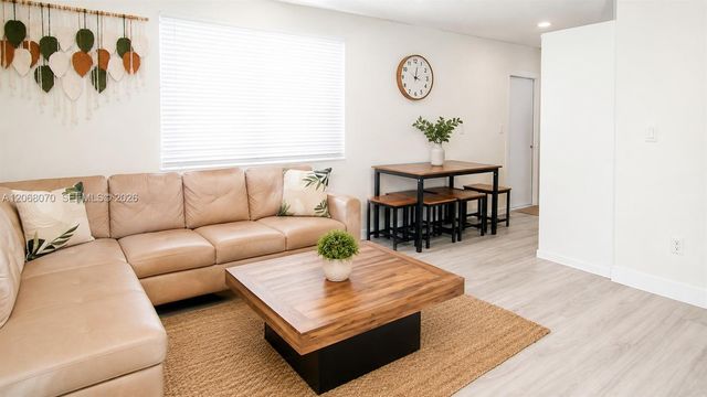 7815 NW 5th Court 2, Miami, FL 33150