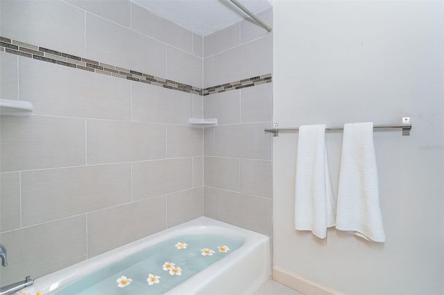 222 HIGH POINT DRIVE, Venice, FL 34292