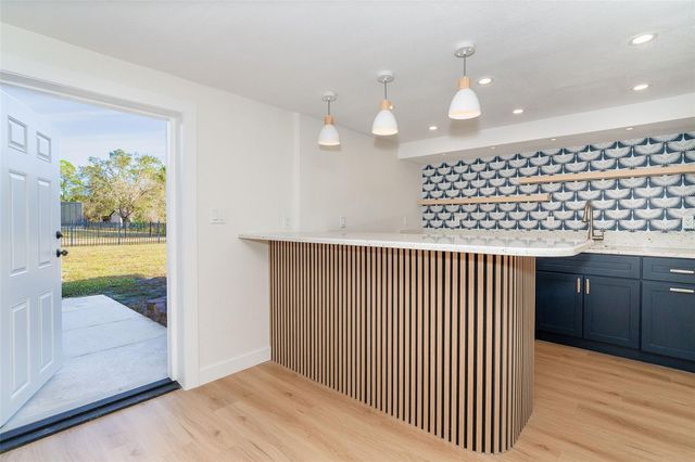 222 HIGH POINT DRIVE, Venice, FL 34292