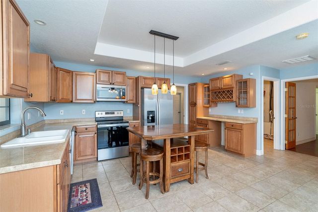 222 HIGH POINT DRIVE, Venice, FL 34292