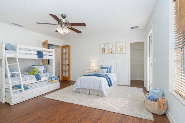 222 HIGH POINT DRIVE, Venice, FL 34292