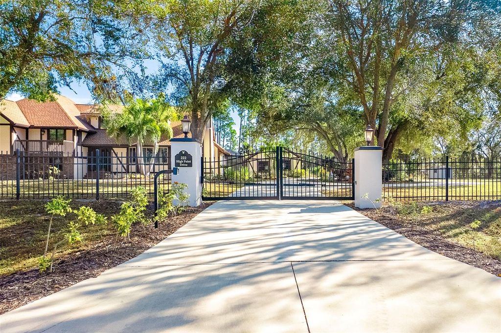 222 HIGH POINT DRIVE, Venice, FL 34292