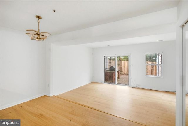 5717 FALKLAND PL, Capitol Heights, MD 20743