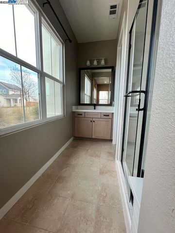 3125 Delta Coves Dr, Bethel Island, CA 94511