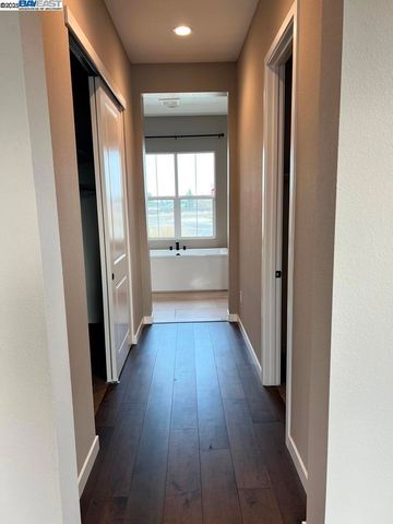 3125 Delta Coves Dr, Bethel Island, CA 94511