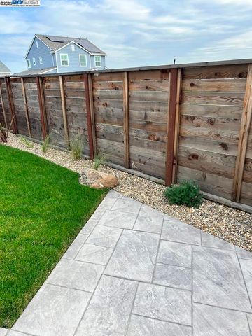 3125 Delta Coves Dr, Bethel Island, CA 94511