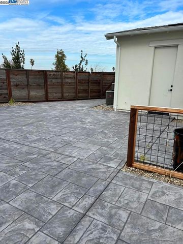 3125 Delta Coves Dr, Bethel Island, CA 94511