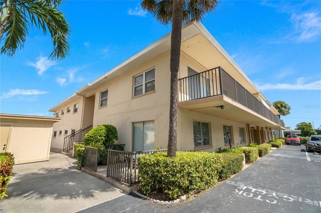 3753 46TH AVENUE S 6, St Petersburg, FL 33711