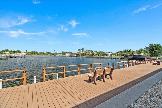 3753 46TH AVENUE S 6, St Petersburg, FL 33711