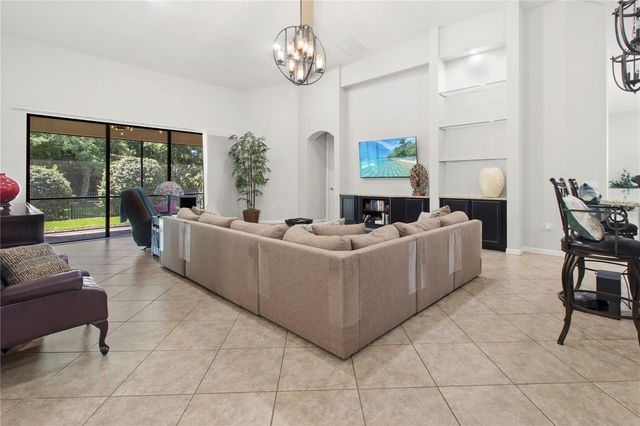 553 CHANTILLY TRAIL, Bradenton, FL 34212
