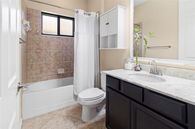 553 CHANTILLY TRAIL, Bradenton, FL 34212