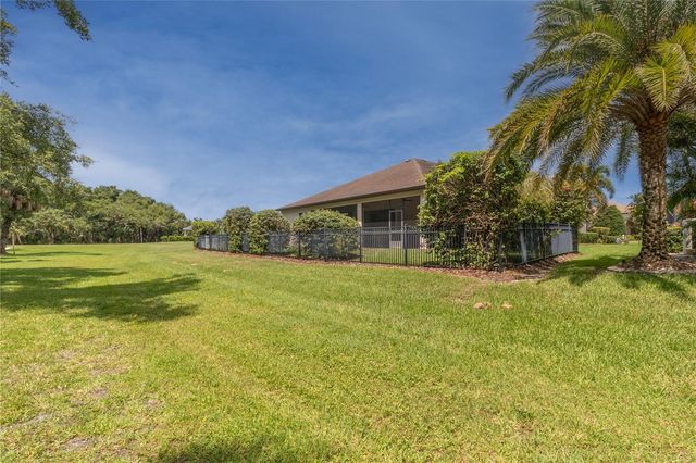 553 CHANTILLY TRAIL, Bradenton, FL 34212