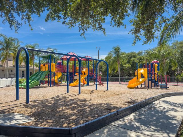 553 CHANTILLY TRAIL, Bradenton, FL 34212