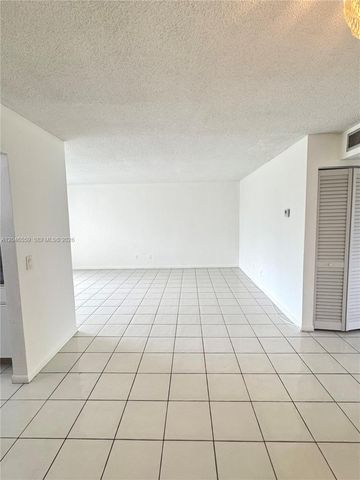 2495 SW 82nd Avenue 205, Davie, FL 33324