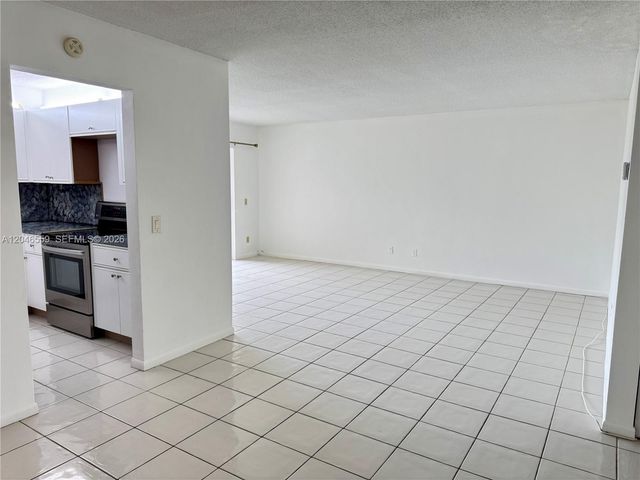 2495 SW 82nd Avenue 205, Davie, FL 33324