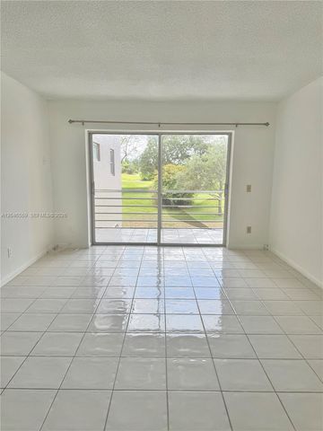 2495 SW 82nd Avenue 205, Davie, FL 33324