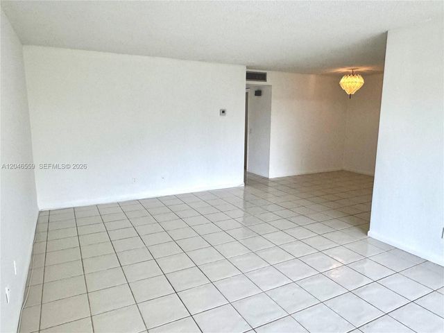 2495 SW 82nd Avenue 205, Davie, FL 33324
