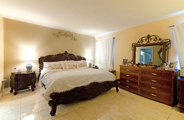 18324 SW 149th Place, Miami, FL 33187