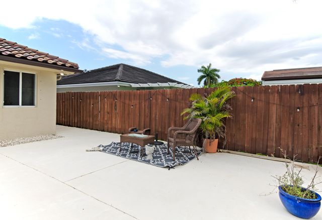 18324 SW 149th Place, Miami, FL 33187