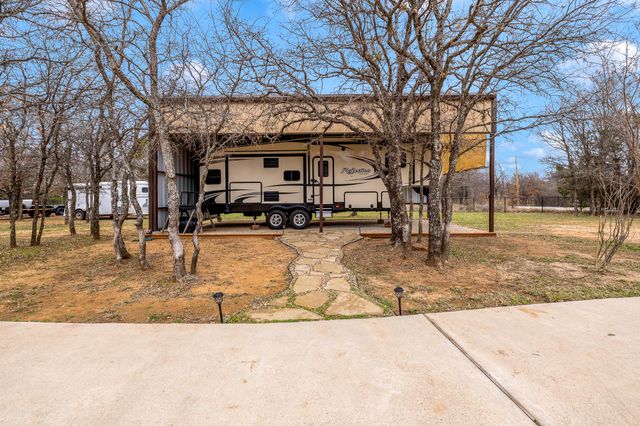 295 Lone Oak, Mineral Wells, TX 76067