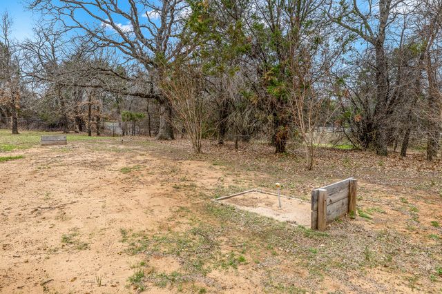 295 Lone Oak, Mineral Wells, TX 76067