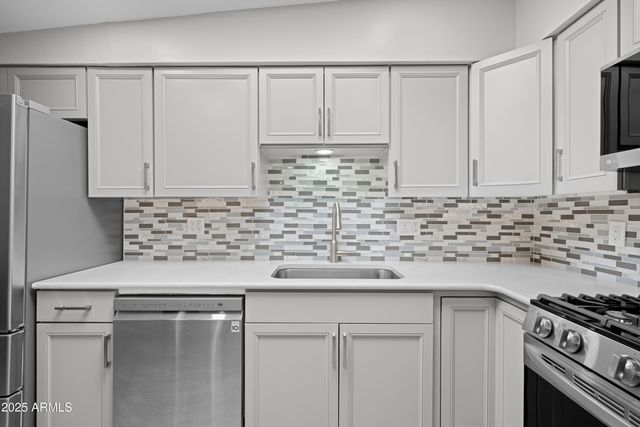 4665 CEDAR Drive, Sierra Vista, AZ 85635