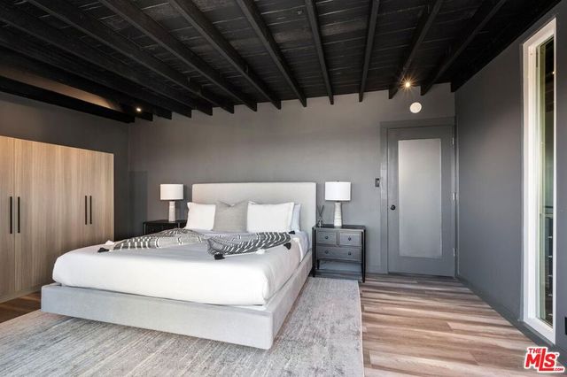8410 Hollywood Boulevard, Los Angeles, CA 90069