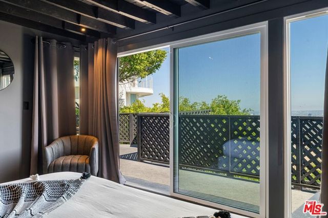 8410 Hollywood Boulevard, Los Angeles, CA 90069