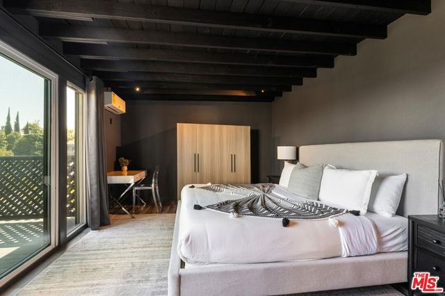 8410 Hollywood Boulevard, Los Angeles, CA 90069