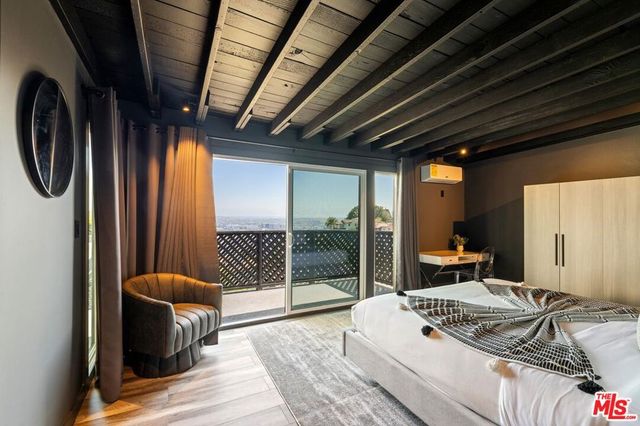 8410 Hollywood Boulevard, Los Angeles, CA 90069