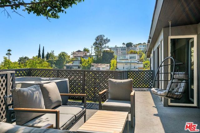 8410 Hollywood Boulevard, Los Angeles, CA 90069