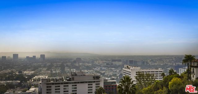 8410 Hollywood Boulevard, Los Angeles, CA 90069