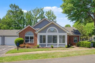 269 OAK CLUB LN # 10, Collierville, TN 38017